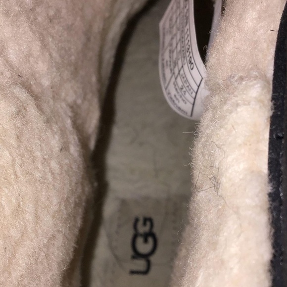 Women’s UGG Clear Mini Boot Cream Size 7M - Picture 6 of 7